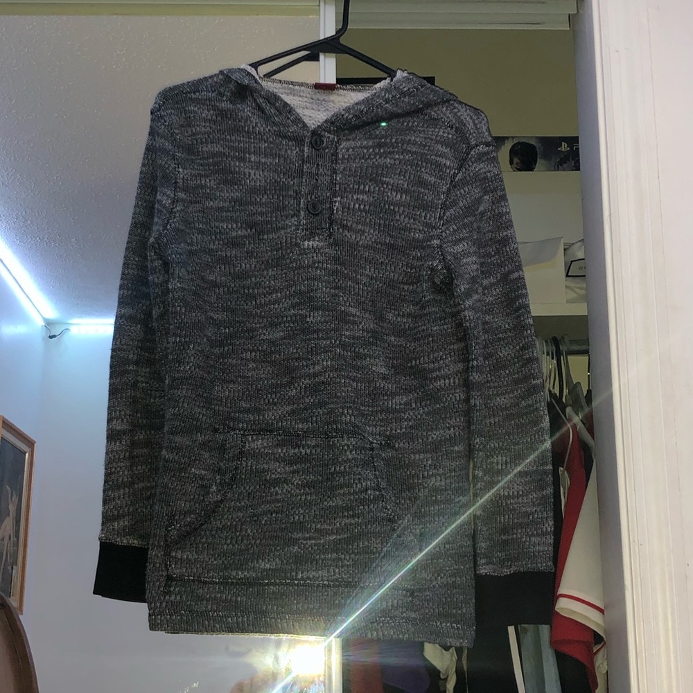 Grey Long sleeve Sweater